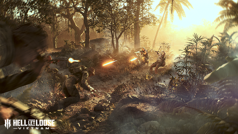 Soldiers advancing through jungle terrain in Hell Let Loose Vietnam