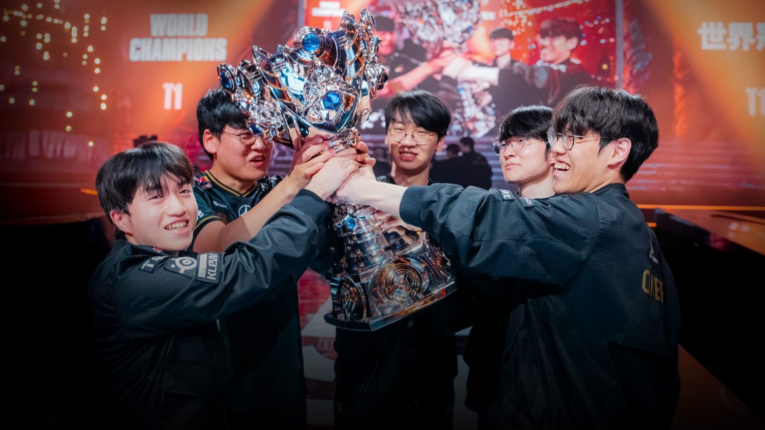 T1 celebrating after winning the League of Legends Worlds 2025 final