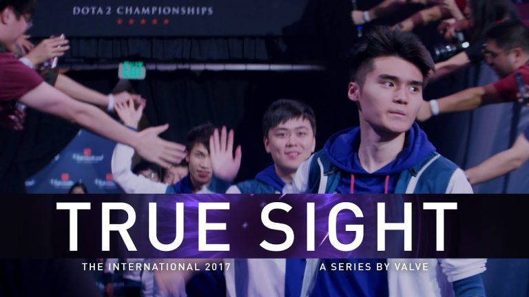 Team Liquid lifting the Aegis after The International 2017 final