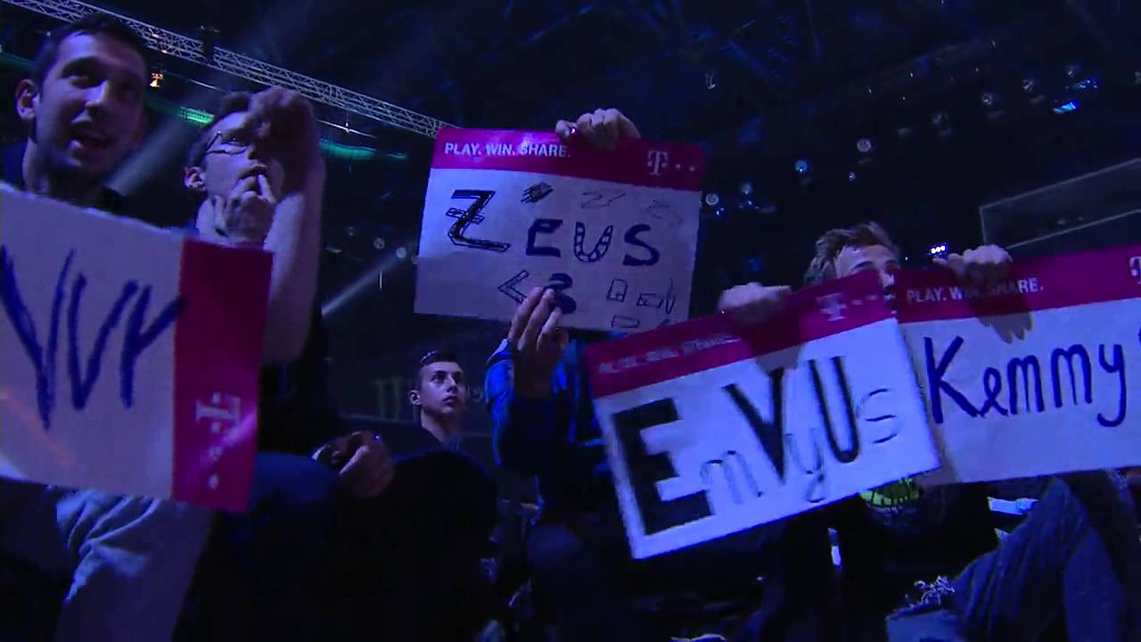 Team EnVyUs celebrating the DreamHack Cluj-Napoca 2015 Major