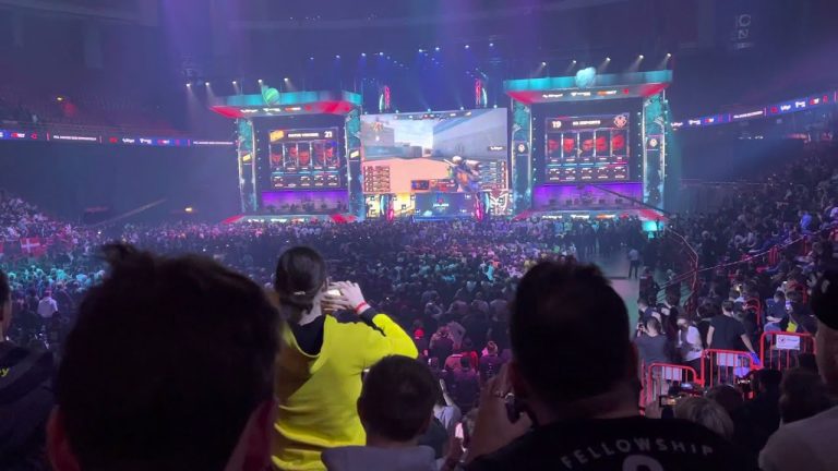 NAVI and G2 players in the Stockholm Major final